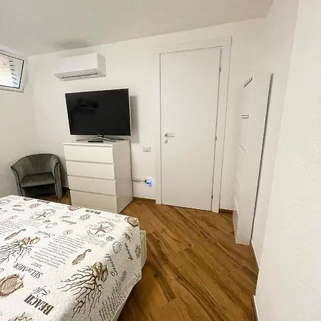 Scirocco アパート *