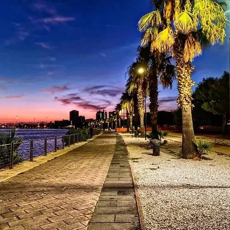 Scirocco アパート *